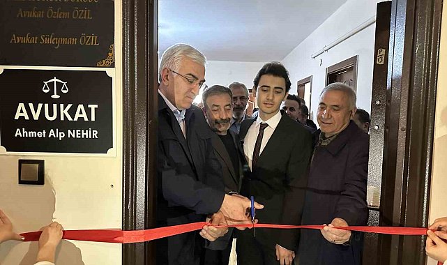 Avukat Ahmet Alp Nehir Avukatlık bürosu açtı.