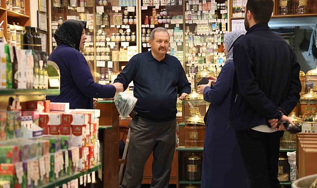 Bahar nezlesi olan vatandaşlar soluğu aktarlarda aldı