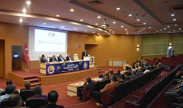 Başkan Sadıkoğlu: "Rezerv Alan uygulaması belirsizliği artırıyor"