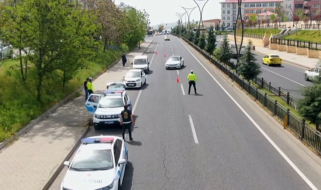 Bingöl'de dron destekli trafik denetimleri sürüyor
