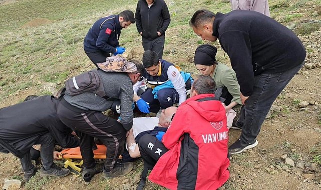 Dağda ot toplarken rahatsızlanan vatandaşın imdanına UMKE yetişti
