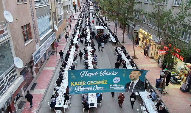 Elazığ Belediye Başkanı Şerifoğulları'ndan 5 bin kişilik iftar yemeği