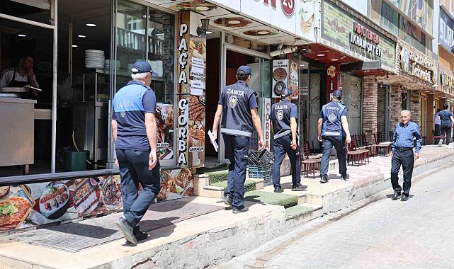 Elazığ'da zabıta ekiplerinden sıkı denetim: Kaldırımlar işgal edilmeyecek