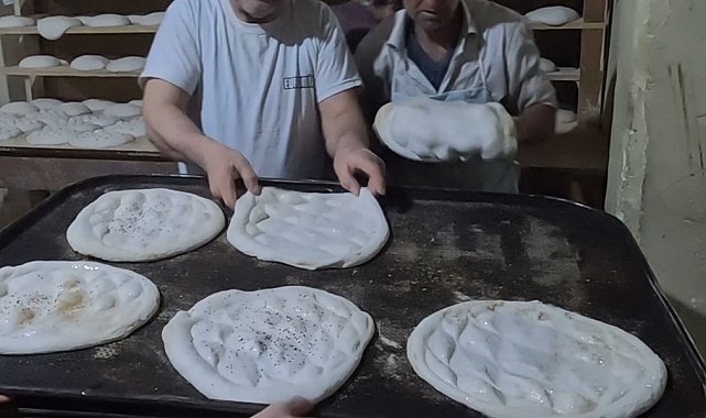 Erciş'te indirimli ekmek satan fırıncı tepki alıyor