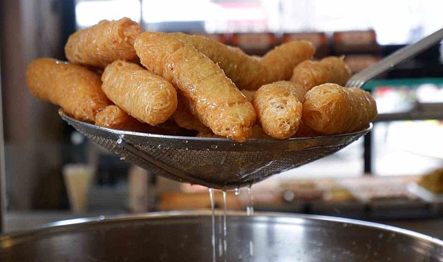 Erzurum'da iftar sofralarının vazgeçilmez tatlısı