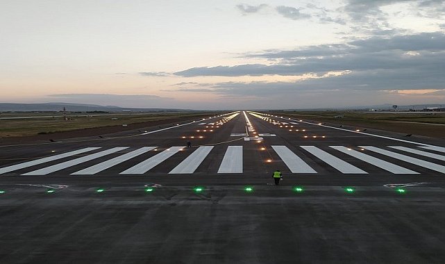 Erzurum'da ilk çeyrekte 297 bin 731 yolcu uçtu