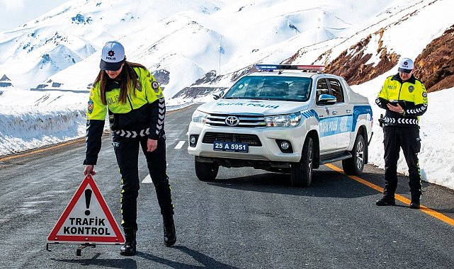 Erzurum'da kent merkezinde bir ayda 100 trafik kazası