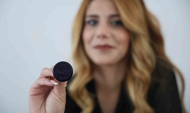 Kadın muhtarın önünde kimse duramıyor, rakibine fark attı