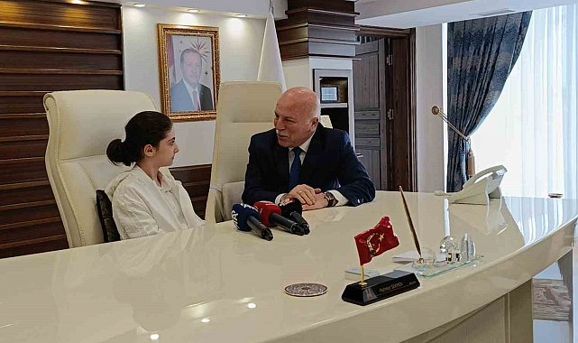Küçük başkan sokak köpekleri için tedbir istedi
