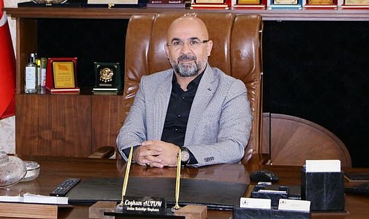 "Mevcut belediye başkanı iftira kampanyalarına devam ediyor"