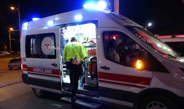 Motosiklet ile bisiklet çarpıştı: 3 yaralı