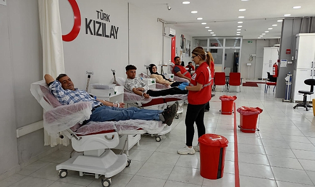'Muhtaç olduğunuzda bulabilmeniz için kan verin!'