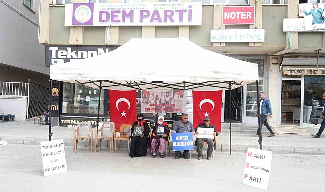 Muşlu annelerin evlat nöbeti devam ediyor