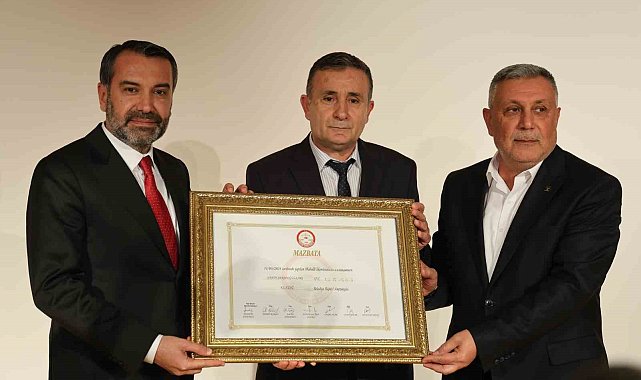 Sandıktan zaferle çıkan Elazığ Belediye Başkanı Şerifoğulları mazbatasını aldı