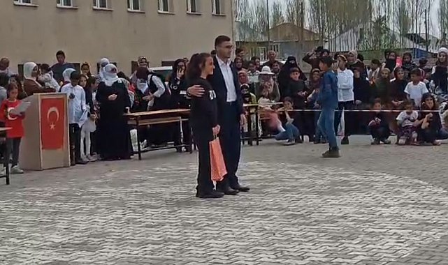 Siyer Yarışması'nda dereceye girenlere ödülleri törenle verildi