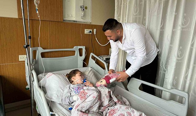 UDER, bayram sevincini Ağrı'daki çocuklarla paylaştı