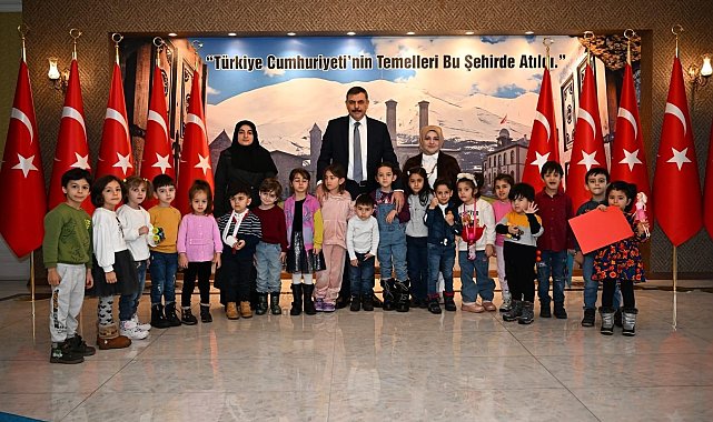 Vali Çiftçi'den 23 Nisan mesajı