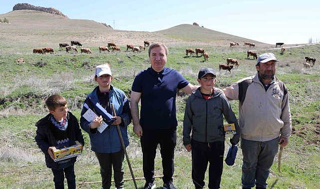 Vali ile çobanlık yaban çocukların karşılaşması yürekleri ısıttı
