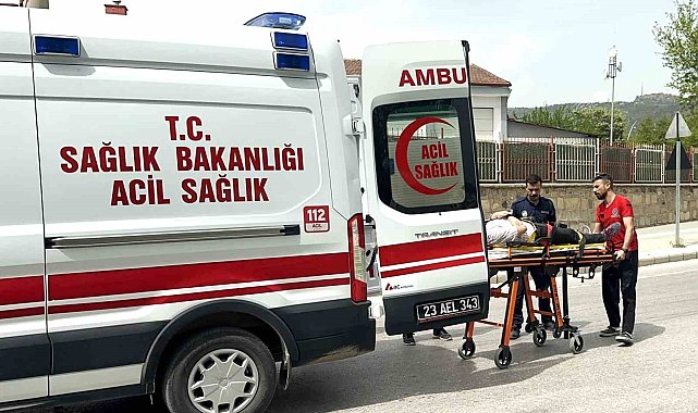 Yeni aldığı motosikletiyle çıktığı trafikte kaza yaptı, yaralandı