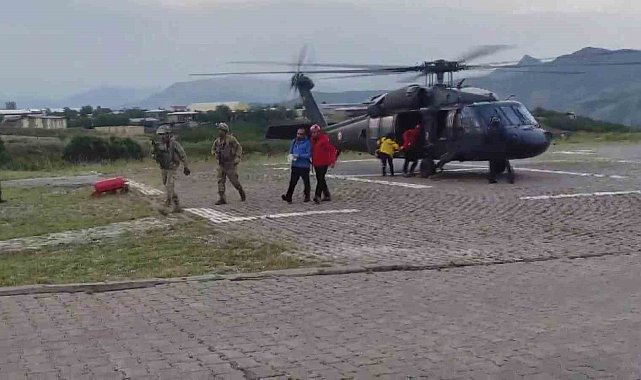 7 saat yürüyüp kayboldu, jandarma teyakkuza geçti