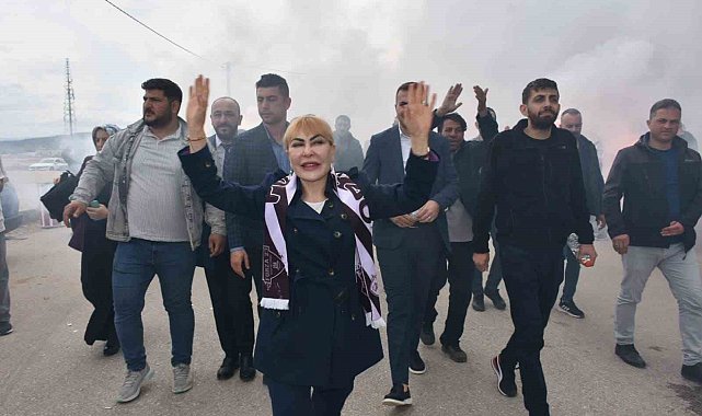 Açık'tan İstanbul'daki finale 5 otobüslük destek