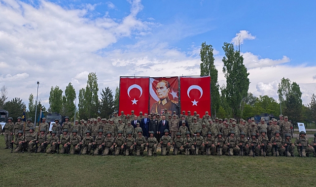 Ağrı'da engelliler temsili askerlik yaptı