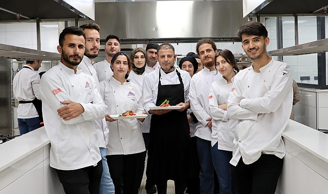Ağrı'da kıdemli şeften gastronomi eğitimi