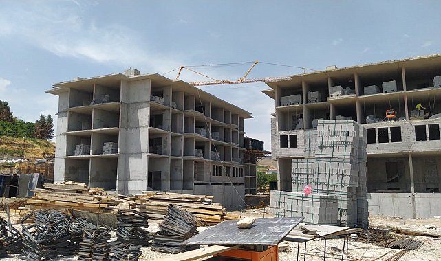 Akçadağ çarşısında inşaatlar yükseliyor
