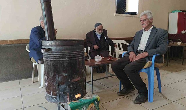 Bahçesaray'da sobalar yanmaya devam ediyor