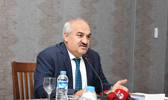 Başkan Akpunar, Aziziye Belediyesi'nin borçlarını açıkladı