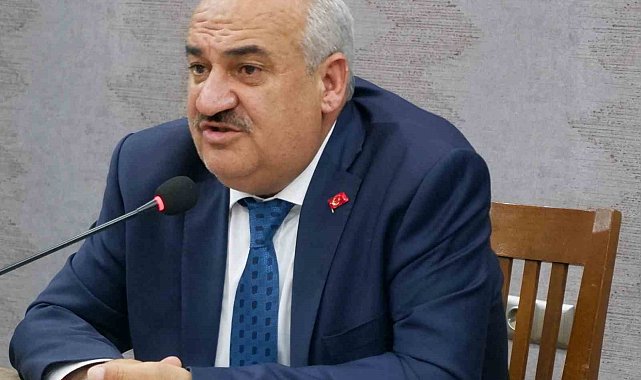 Başkan Akpunar kapıyı kapattı