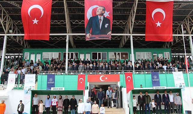 Bingöl'de 19 Mayıs coşkuyla kutlandı