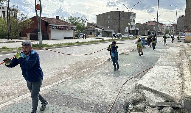 Ekipler fiber optik kablosunu 2 kilometre taşıdılar