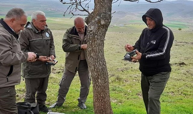 Elazığ'da fotokapanların bakımı yapıldı