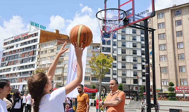 Elazığ'da Gençlik ve Spor Festivalleri gerçekleştirildi