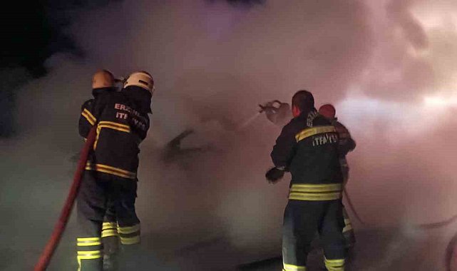 Erzincan'da 1 kişi yanan araçta can verdi