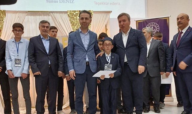 Erzurumlu minik hafız bölge birincisi oldu
