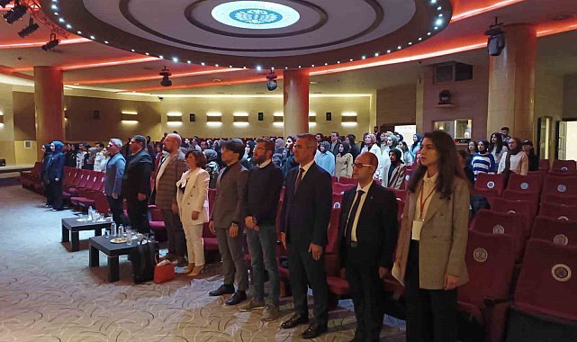 Genç hukukçulara bilişim hukukunu anlattılar