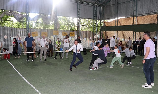 Hakkari'de "Geleneksel Çocuk Oyunları Şenliği" düzenlendi