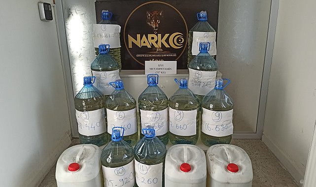 Iğdır'da yakıt deposuna gizlenmiş 257 kg sıvı Metamfetamin maddesi ele geçirildi.