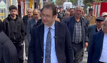 İnan Akgün Alp’e Kars’ta büyük ilgi