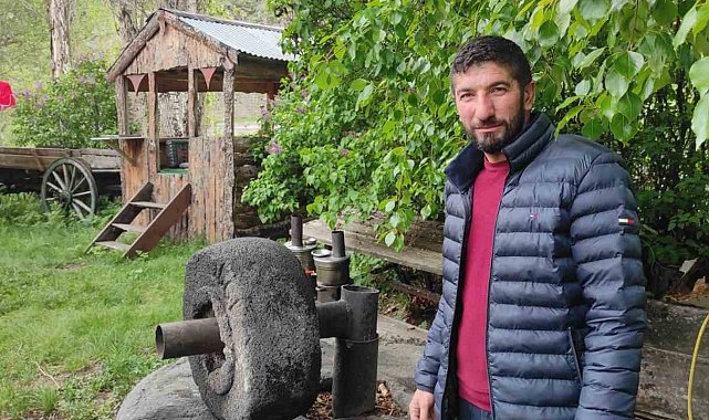 Kars'ta tarihi değirmen yoğun ilgi görüyor