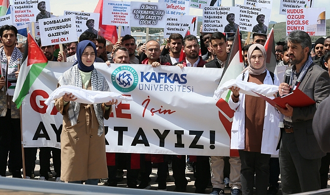 KAÜ'de öğrenciler ve akademisyenler Filistin'e destek için yürüdü