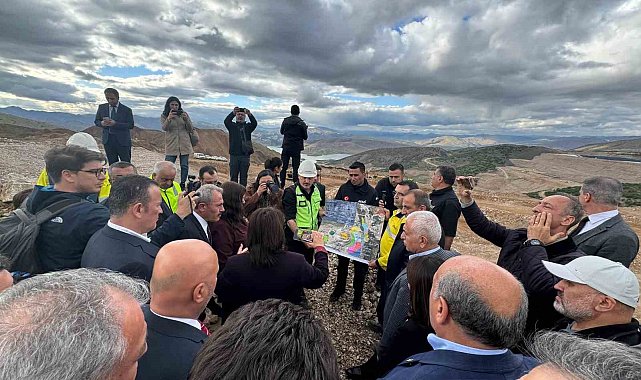 Komisyon üyeleri maden sahasında incelemede bulundu