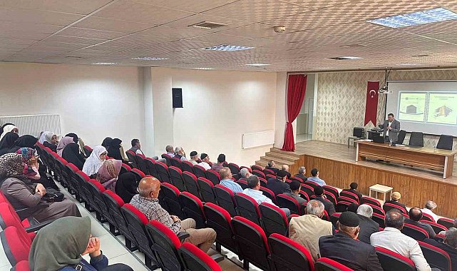 Kovancılar'da uygulamalı hac eğitim semineri düzenlendi