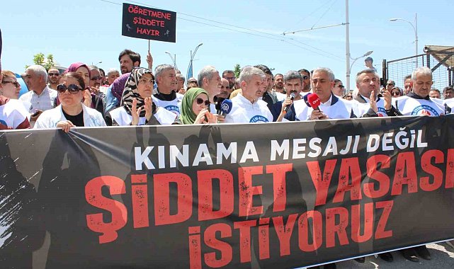 Malatya'da öğretmenler şiddete karşı eylemdeydi