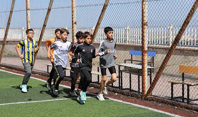 Milli sporcu; çocuklar kötü alışkanlıklar, kötü alışkanlıklar yerine spora yönlendiriyor