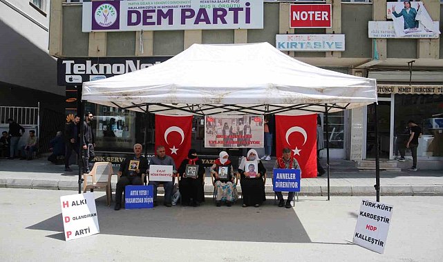 Muşlu annelerin evlat nöbeti devam ediyor