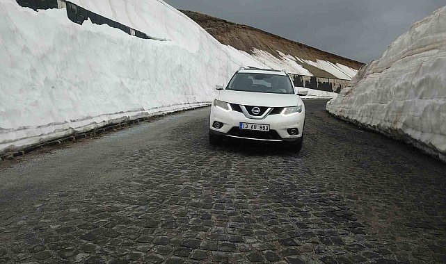 Nemrut'ta Mayıs'ta bile kar kalınlığı 5 metreyi buluyor
