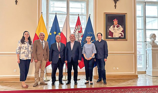 Rektör Çomaklı, Polonya'daki temaslarını sürdürüyor